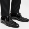 Zapato Oxford de hombre en piel negra con grabado plateado elegante ideal para bodas y eventos