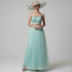 Vestido de Fiesta Largo Verde Agua con Cuerpo Bordado – Edición Especial en Oferta