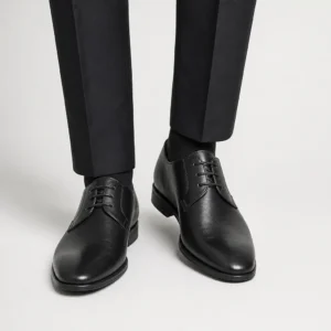 zapato derby negro piel hombre vista frontal