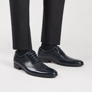 Zapato Oxford de ceremonia en charol azul marino para novio e invitado de boda
